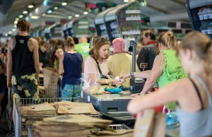 700 tys. sztuk pieczywa i 12 ton arbuzów. Tak Lidl sprzedawał na Pol'and'Rock