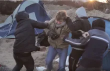 Dziennikarze zaatakowani nożem w Calais