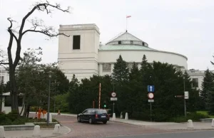 Sejm w Warszawie zostanie odgrodzony płotem
