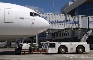 Na lotnisku w Nowej Zelandii należy na żądanie podać hasło do telefonu i laptopa