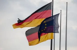 Niemcy zyskały 100 mld EUR na greckim kryzysie!