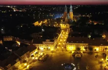 Gniezno nocą - transmisja na żywo już dziś o 22:00 - Dron.Gniezno.pl i...