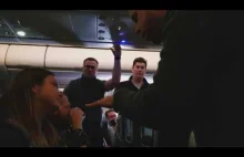 Różowypasek wk***ia innych pasażerów na pokładzie samolotu
