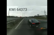 Mitsubishi Lancer zajeżdża drogę na obwodnicy Krakowa