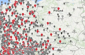 Mapa przedstawiająca lokalizacje m. in. supercharger'ów Tesli