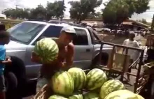 Jak prawidłowo chwytać melony
