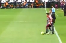 Liga meksykańska: Trener wszedł na murawę i sfaulował piłkarza rywali [WIDEO]