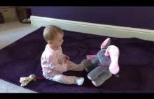 [słonik AKUKU dla dziecka] zabawka interaktywa śpiewa mówi i rusza uszami