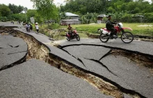 Przejmujące zdjęcia z trzęsienia ziemi na Filipinach