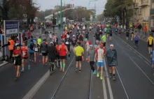 Fatalna organizacja maratonu w Poznaniu - w obsłudze osoby nieznające polskiego