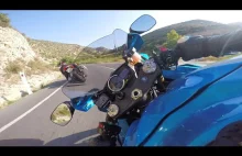 Szybka jazda motocyklem nagrywana gopro z żyroskopową stabilizacją.