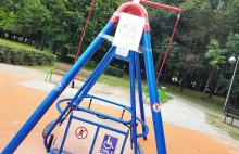 Huśtawka dla dzieci na wózkach inwalidzkich zniknie z placu zabaw –