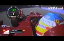 Fernando Alonso podwozi Marka Webbera na okrążeniu zjazdowym GP Singapuru