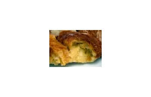 Karmelowy Pudding Croissantowy