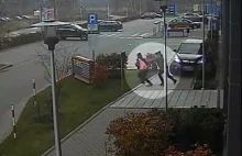 92-latek potrącił dwie kobiety [Video]