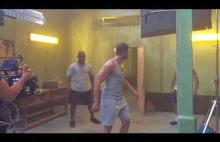 Mike Tyson policzkuje kickboksera w zaskakującym tempie