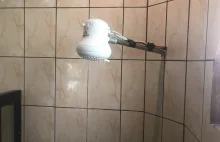 Przepływowy podgrzewacz prysznicowy