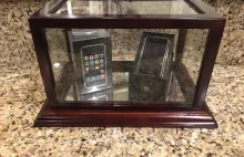 Apple iPhones - 1st Generation - "nikt nie kupi telefonu bez klawiatury" :)