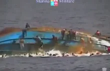 Zatonięcie łodzi z migrantami na pokładzie. Dramatyczne nagranie