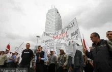 Strajk komunikacji w Warszawie? "Przywileju sprzed stu lat nie oddamy"
