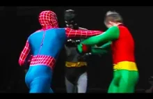 Spiderman vs Batman (i Robin)