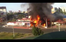 Gaz eksploduje na stacji benzynowej