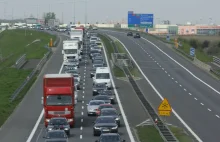 Autostrada A4. Potężny korek do bramek poboru opłat. Ma ponad 20 km