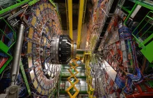 Wielki Zderzacz Hadronów zasygnalizował istnienie nieznanej dotąd cząstki