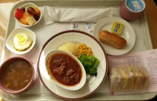 Zdjęcia jedzenia w szpitalach z różnych krajów. Jak wypada Polska?