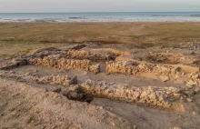 Polacy wraz z Kuwejtczykami odkryli ruiny meczetu w Zatoce Perskiej.