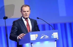 Tusk pochwalił się przeczytaną książką, jednak jej autor ostro zareagował