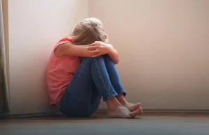 Lekarze oszukali zgwałconą 11-latkę, która zaszła w ciążę. Musiała urodzić