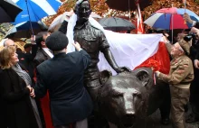 Szkocja: legendarny niedźwiedź Wojtek ma swój pomnik w Edynburgu