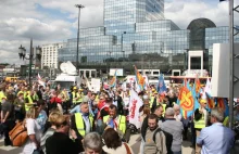 PO ustępuje. Chce przedłużyć darmowe przejazdy