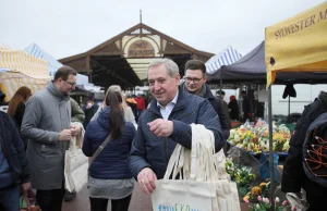 Torby foliowe. Minister środowiska chce zaostrzyć "ustawę foliówkową"