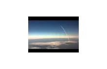 Ostatni start wahadłowca Discovery widziany z okna samolotu