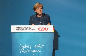 Merkel: Jednolite warunki socjalne dla uchodźców w całej UE