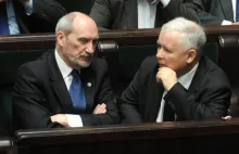 Nowa armia PiS. Macierewicz dla "DGP": Nie zgodzimy się na Caracale, we...