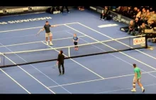 Rafael Nadal, Ben Stiller, Juan Martin del Potro i dziewczynka grają w tenisa