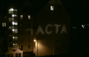 NIE DLA ACTA - kilkumetrowy napis
