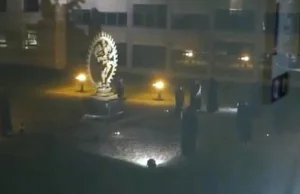 Okultystyczny rytuał przed siedzibą CERN-u? W sieci pojawił się tajemniczy film