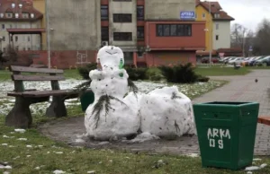 Studenci z Wrocławia ulepili bałwana! [FOTO