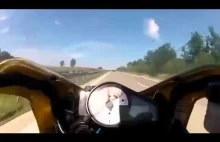 Hamowanie awaryjne motocykla z 240 km/h