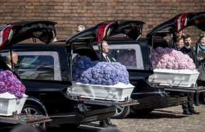 Poruszający pogrzeb dzieci miliardera. Zginęły w zamachu