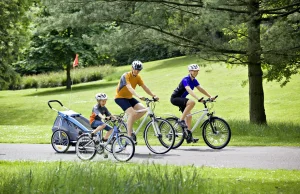 Bezpiecznie na rowerze i skuterze - Rodzina w praktyce