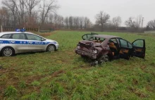 17-latek kierujący BMW uciekał przed policją i spowodował wypadek (foto)