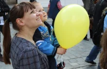 Be catholic to the max: Wrocławski flash mob dla papieża