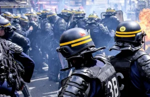 Starcia z policją w Paryżu. Funkcjonariusze użyli gazu łzawiącego