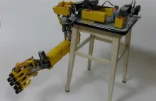 LEGO Motorized Robotic Hand