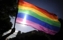 Biseksualiści twierdzą, że są bardziej dyskryminowani przez homo niż hetero.